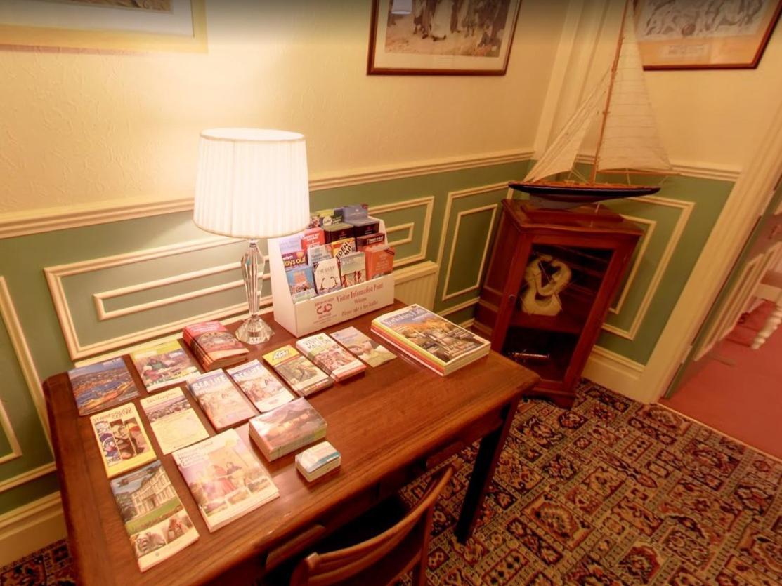Athol House Bed & Breakfast Файли Екстериор снимка